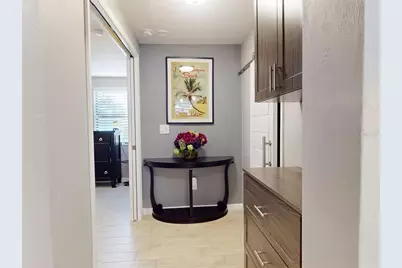 801 E 12th Avenue, New Smyrna Beach, FL 32169 - Photo 11