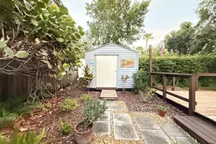 303 S Pine St, New Smyrna Beach, FL 32169 - Photo 33