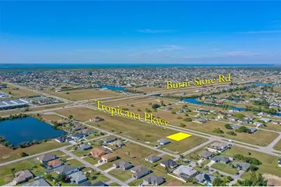 2904 Tropicana Parkway W, Cape Coral, FL 33993 - Photo 9