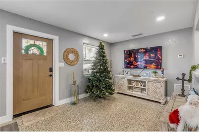 402 Lincoln Avenue, New Smyrna Beach, FL 32169 - Photo 13