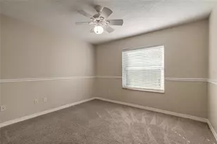 1105 Donnell Dr, Port Orange, FL 32129 - Photo 9