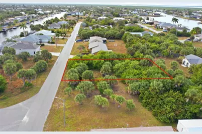 4081 Rose Arbor Circle, Port Charlotte, FL 33948 - Photo 3