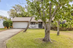805 S Cooper St, New Smyrna Beach, FL 32169 - Photo 1