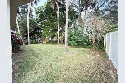 805 S Cooper Street, New Smyrna Beach, FL 32169 - Photo 9