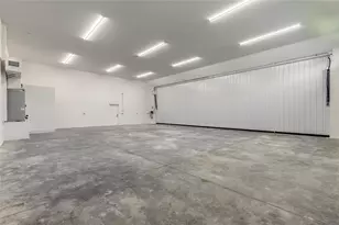 704 Skylane Cir, Edgewater, FL 32132 - Photo 23