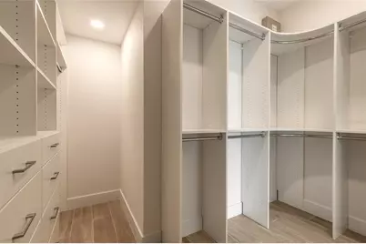 704 Skylane Circle, Edgewater, FL 32132 - Photo 11