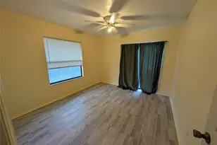 2425 Tamarind Dr, Edgewater, FL 32141 - Photo 7