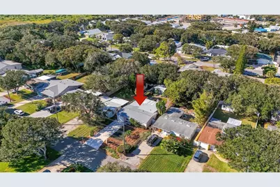 810 E 9th Avenue, New Smyrna Beach, FL 32169 - Photo 5