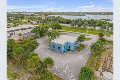 109 N Causeway, New Smyrna Beach, FL 32169 - Photo 49