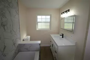 1926 Pine Tree Dr, Edgewater, FL 32141 - Photo 15