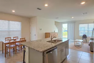 1 BELLA LAGO Cir, Port Orange, FL 32129 - Photo 9