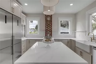 214 S Riverside Dr, New Smyrna Beach, FL 32168 - Photo 3