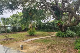 798 E 11th Ave, New Smyrna Beach, FL 32169 - Photo 19