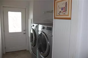 709 Helmsmen Ln, Edgewater, FL 32141 - Photo 9