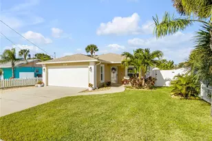 814 Maralyn Ave, New Smyrna Beach, FL 32169 - Photo 1