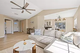 190 Sportsman Dr, Welaka, FL 32193 - Photo 11