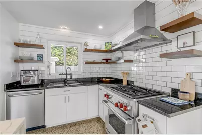 905 N Peninsula Avenue, New Smyrna Beach, FL 32169 - Photo 25