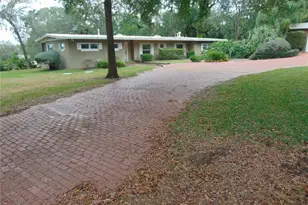 2435 Broadvue Ave, Eustis, FL 32726 - Photo 1