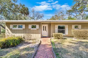 2435 Broadvue Ave, Eustis, FL 32726 - Photo 3