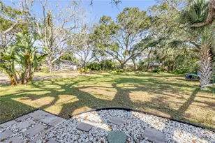 2805 Saxon Dr, New Smyrna Beach, FL 32169 - Photo 37