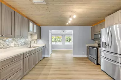 921 E 2nd Avenue, New Smyrna Beach, FL 32169 - Photo 19