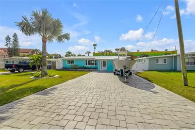 921 E 2nd Avenue, New Smyrna Beach, FL 32169 - Photo 7