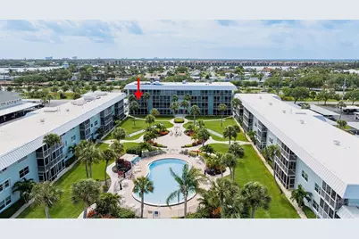 325 N Causeway #C204, New Smyrna Beach, FL 32169 - Photo 1