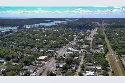 607 N Dixie Freeway, New Smyrna Beach, FL 32168 - Photo 19