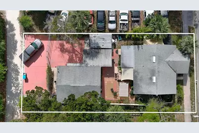 607 N Dixie Freeway, New Smyrna Beach, FL 32168 - Photo 1