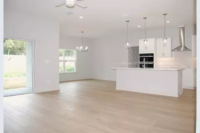 377 Palm Drive, New Smyrna Beach, FL 32168 - Photo 3