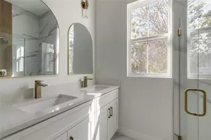 618 N Duss St, New Smyrna Beach, FL 32168 - Photo 9