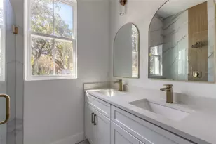 618 N Duss St, New Smyrna Beach, FL 32168 - Photo 5