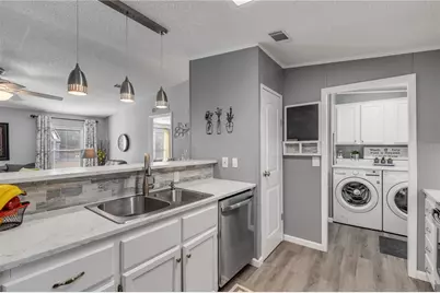 110 Pine Lake Drive, Satsuma, FL 32189 - Photo 5