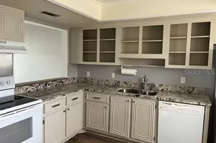 325 N Causeway, New Smyrna Beach, FL 32169 - Photo 3