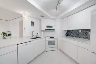 5207 S Atlantic Ave, New Smyrna Beach, FL 32169 - Photo 13