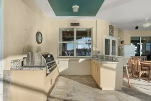 2660 Sunset Dr, New Smyrna Beach, FL 32168 - Photo 11