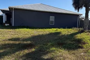 2904 Juniper Dr, Edgewater, FL 32141 - Photo 3