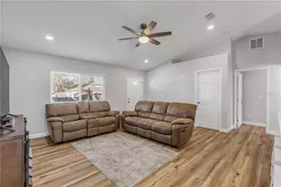 3421 Yule Tree Dr, Edgewater, FL 32141 - Photo 11