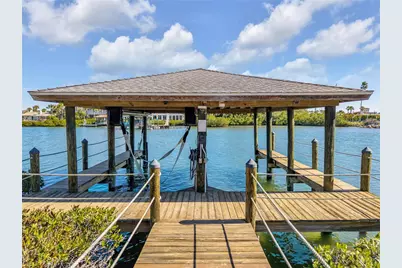 1212 S Riverside Drive, New Smyrna Beach, FL 32168 - Photo 9