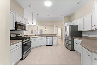 16905 SE 93rd Cuthbert Circle N, The Villages, FL 32162 - Photo 7