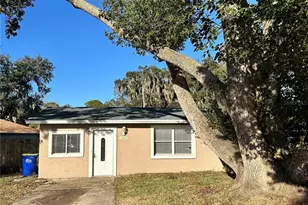 2627 Queen Palm Dr, Edgewater, FL 32141 - Photo 1