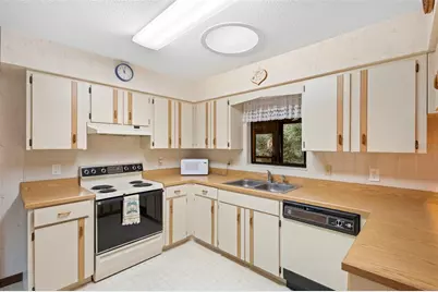 646 Yupon Avenue, New Smyrna Beach, FL 32169 - Photo 15