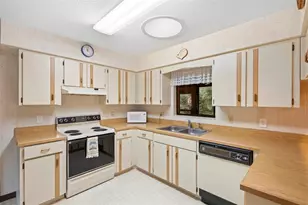 646 Yupon Ave, New Smyrna Beach, FL 32169 - Photo 15