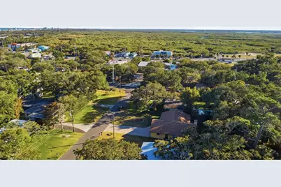 646 Yupon Avenue, New Smyrna Beach, FL 32169 - Photo 35