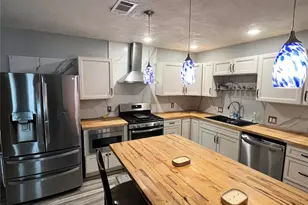 617 Dora St, New Smyrna Beach, FL 32168 - Photo 5