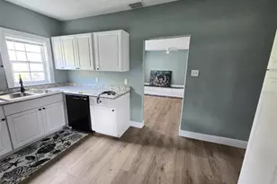 448 Palm St, New Smyrna Beach, FL 32168 - Photo 5