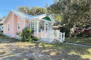 207 N Pine St, New Smyrna Beach, FL 32169 - Photo 13