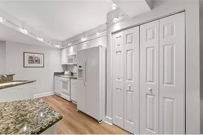 426 Bouchelle Drive #301, New Smyrna Beach, FL 32169 - Photo 5