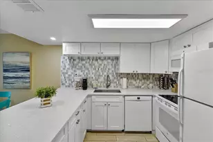 111 N Atlantic Ave, New Smyrna Beach, FL 32169 - Photo 17