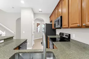 2747 Sweet Magnolia Pl, Oviedo, FL 32765 - Photo 7